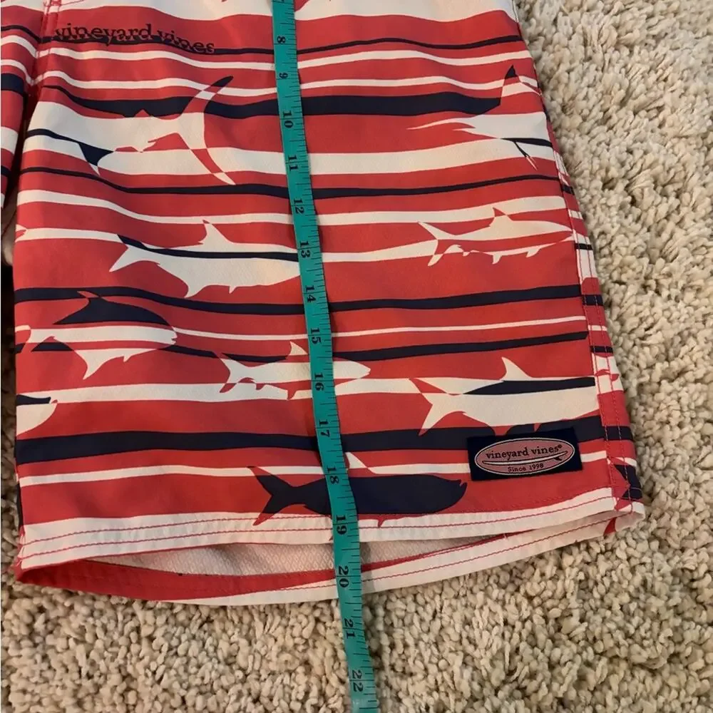 Vineyard Vines Pink Blue Striped Shark Print Swim Shorts Trunks Size 33